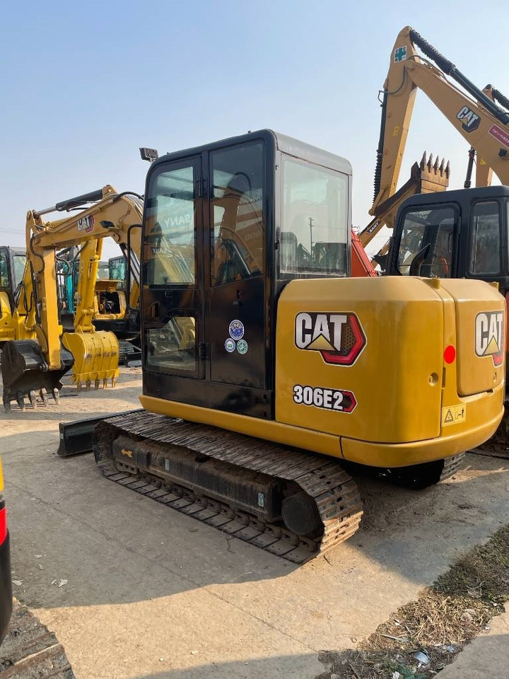 CAT 306E2 - Mini pelle: photos 1 CAT 306E2 - Mini pelle: photos 1