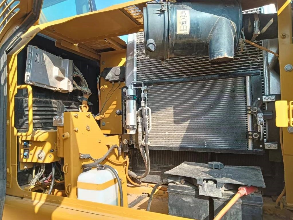 CAT 315D2GC - Pelle sur chenille: photos 2 CAT 315D2GC - Pelle sur chenille: photos 2