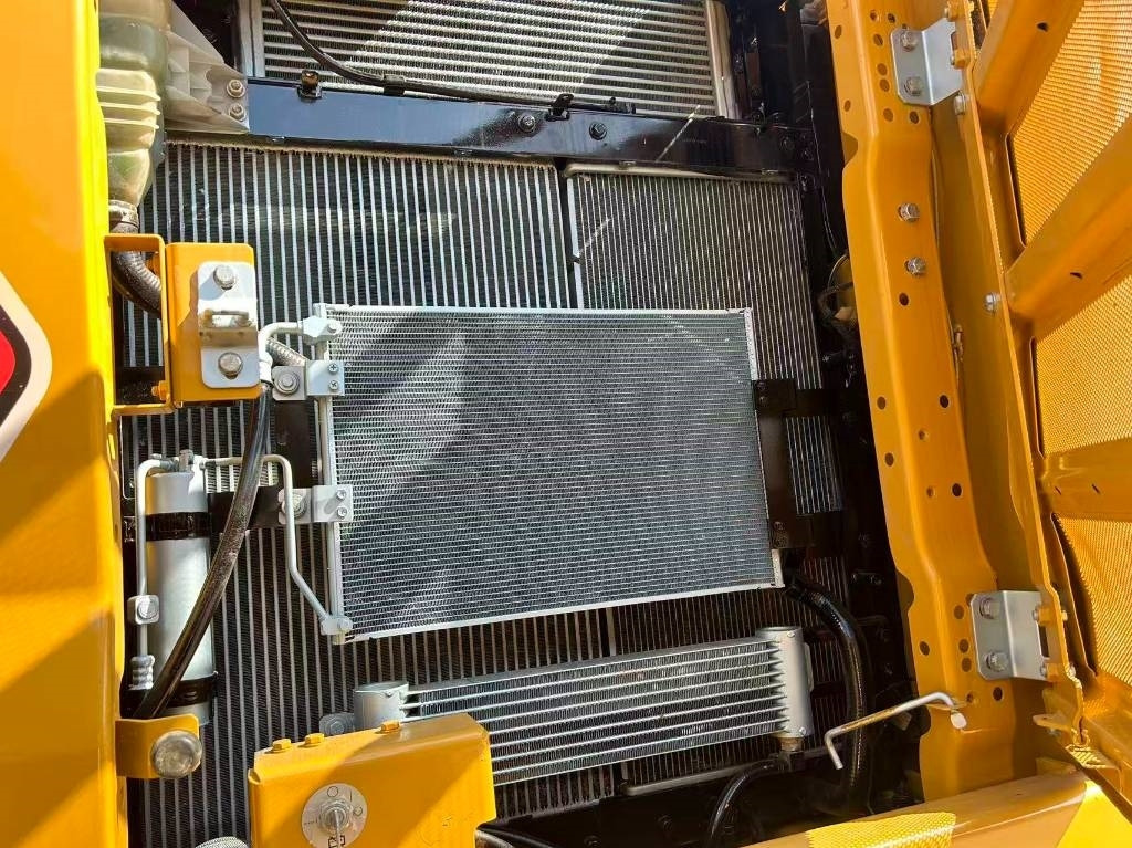 CAT 320 GC - Pelle sur chenille: photos 5 CAT 320 GC - Pelle sur chenille: photos 5