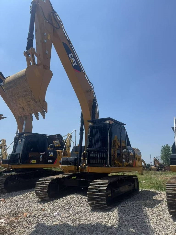 Pelle sur chenille neuf CAT 320d2: photos 9