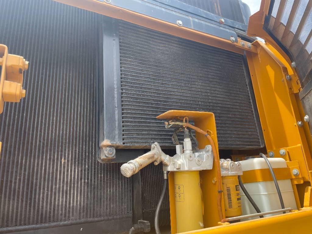CAT 330D2 - Pelle sur chenille: photos 5 CAT 330D2 - Pelle sur chenille: photos 5