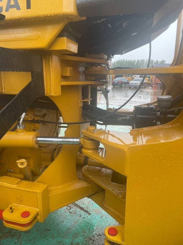 Chargeuse sur pneus CAT 966 H: photos 7