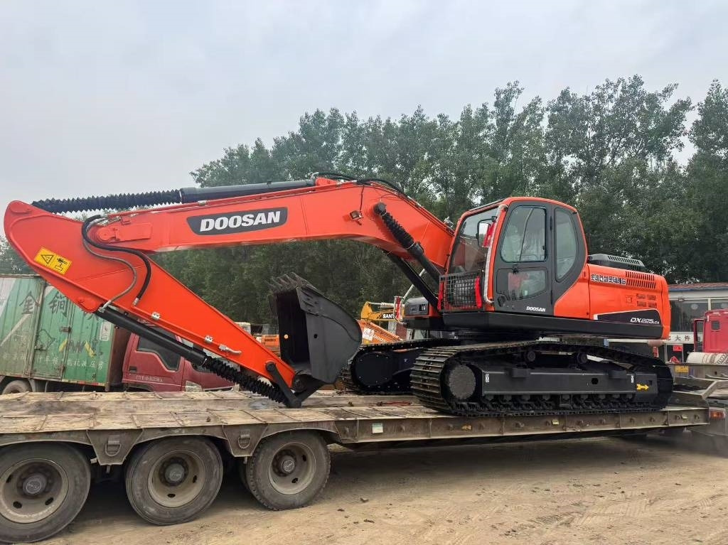 Doosan DX 220 LCA - Pelle sur chenille: photos 5 Doosan DX 220 LCA - Pelle sur chenille: photos 5
