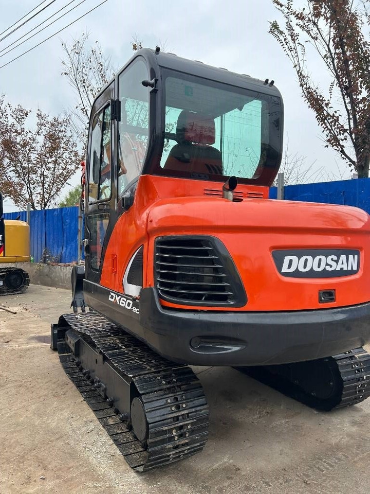 Doosan DX 60 - Mini pelle: photos 2 Doosan DX 60 - Mini pelle: photos 2