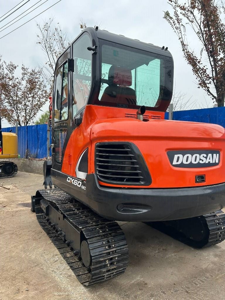 Doosan DX 60 - Mini pelle: photos 2 Doosan DX 60 - Mini pelle: photos 2