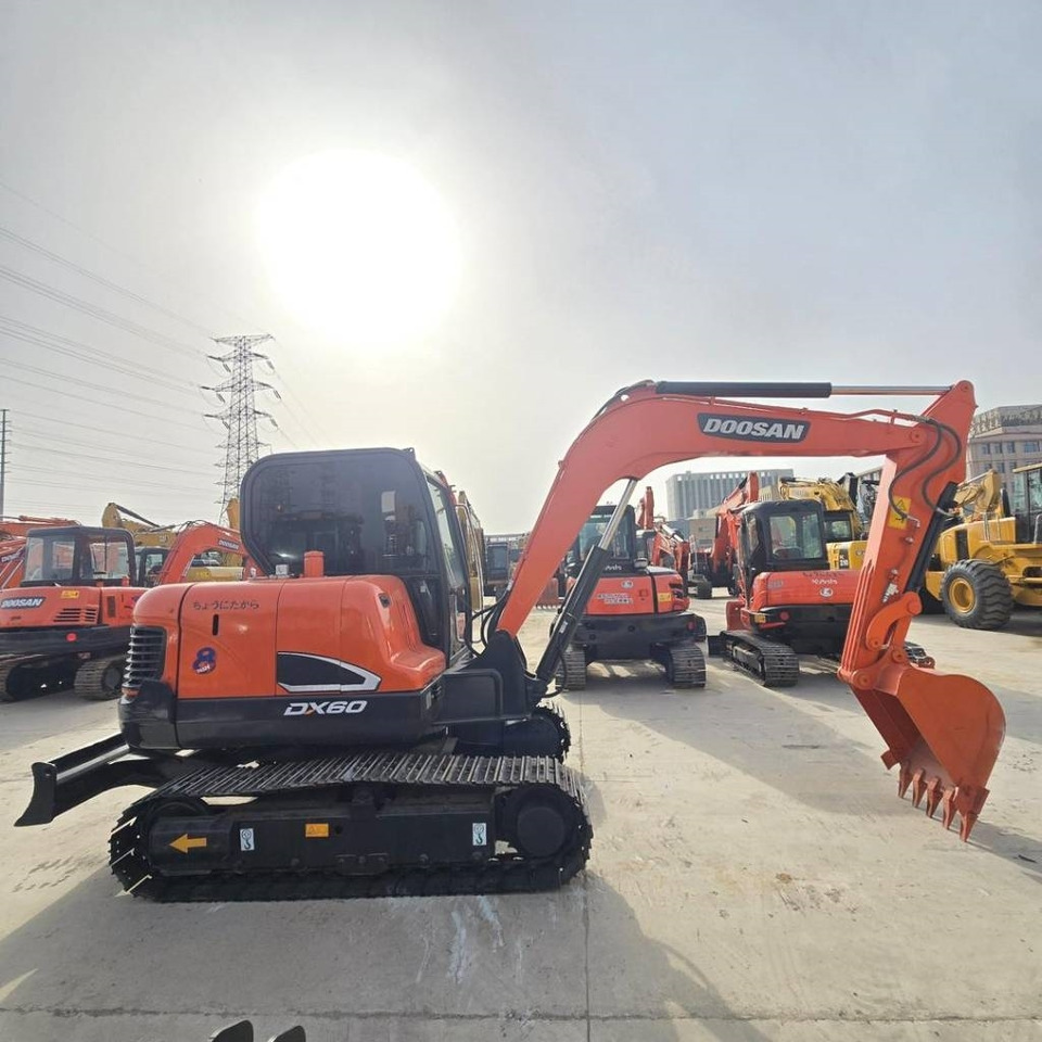 Doosan DX 60 - Mini pelle: photos 2 Doosan DX 60 - Mini pelle: photos 2