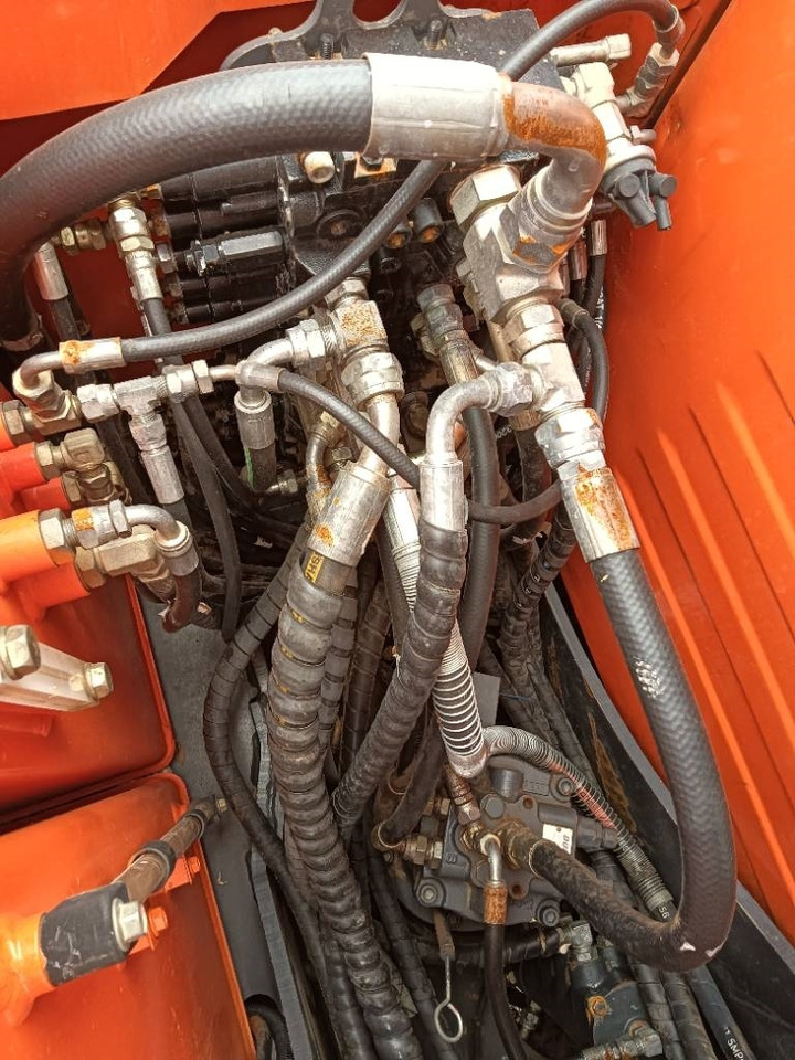 Doosan DX 75 - Pelle sur chenille: photos 5 Doosan DX 75 - Pelle sur chenille: photos 5