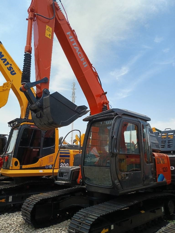 Hitachi ZX 120 - Pelle sur chenille: photos 5 Hitachi ZX 120 - Pelle sur chenille: photos 5