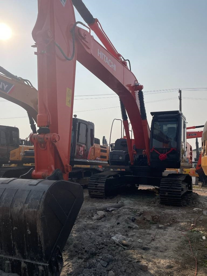Hitachi ZX 210 - Pelle sur chenille: photos 5 Hitachi ZX 210 - Pelle sur chenille: photos 5