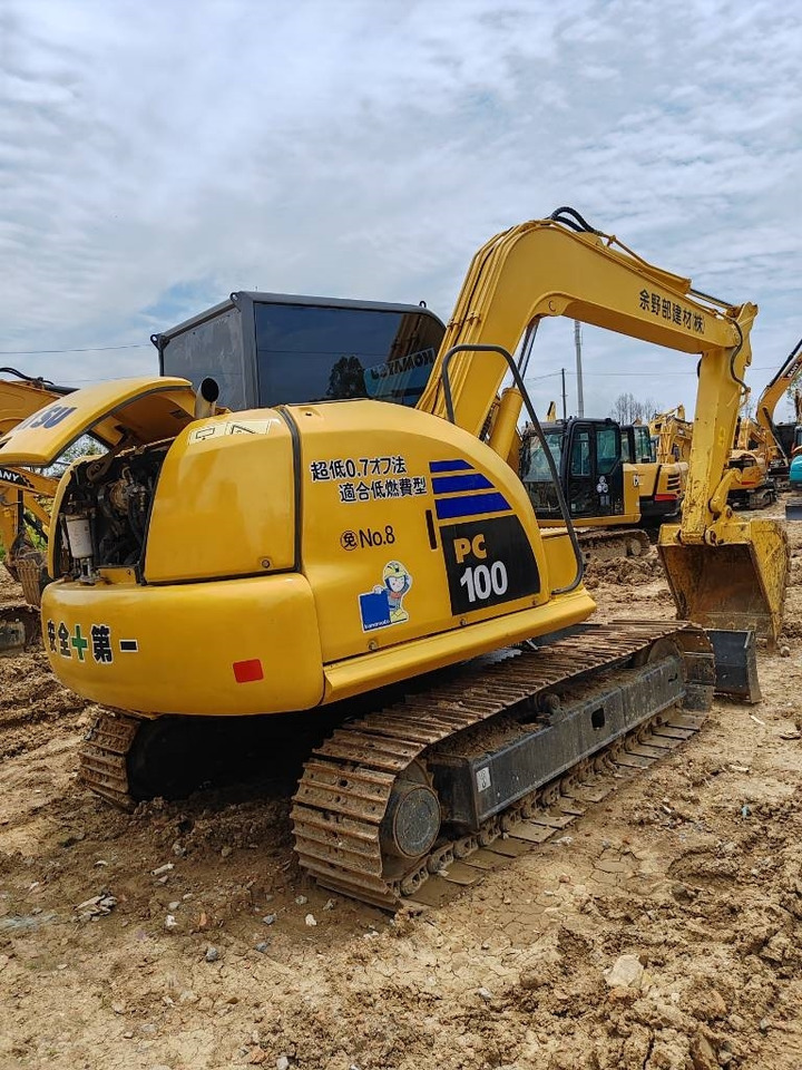 Komatsu PC 100 - Pelle sur chenille: photos 3 Komatsu PC 100 - Pelle sur chenille: photos 3