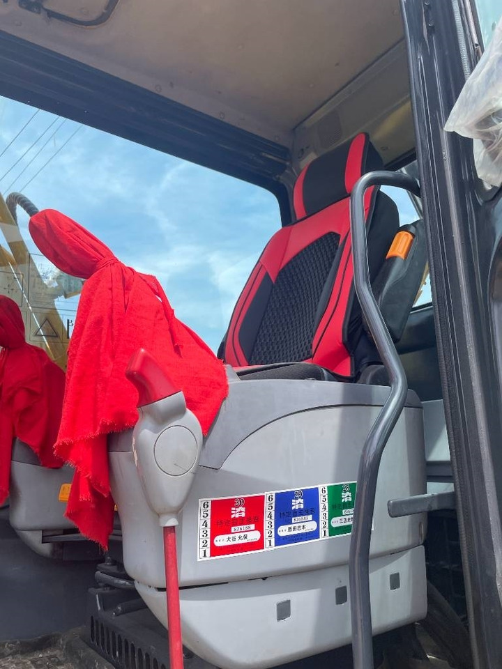 Komatsu PC 130 - Pelle sur chenille: photos 3 Komatsu PC 130 - Pelle sur chenille: photos 3