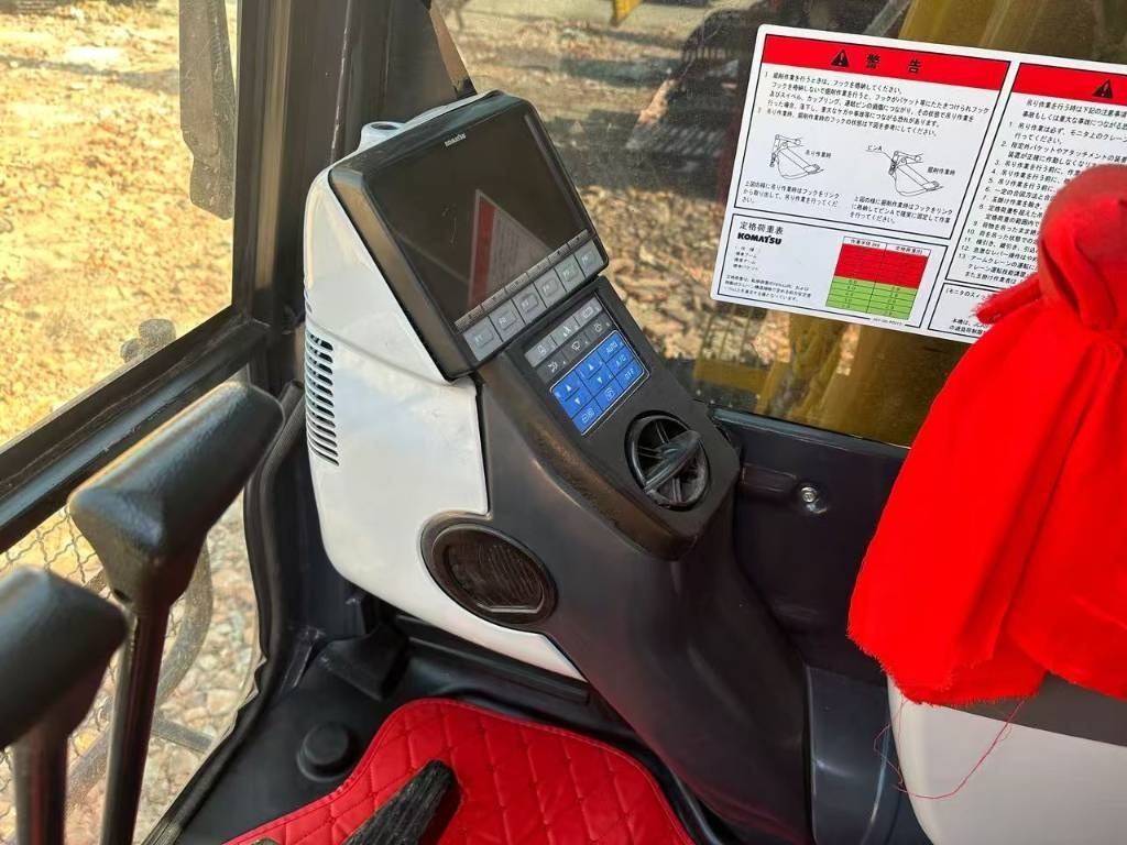 Pelle sur chenille Komatsu PC 240 LC: photos 6