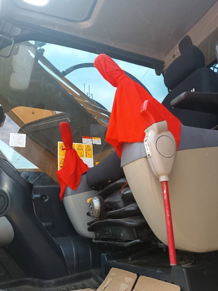 Komatsu PC 360  - Pelle sur chenille: photos 3 Komatsu PC 360  - Pelle sur chenille: photos 3