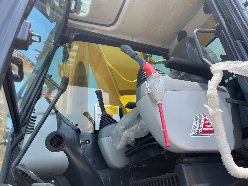 Komatsu PC 400 - Pelle sur chenille: photos 4 Komatsu PC 400 - Pelle sur chenille: photos 4