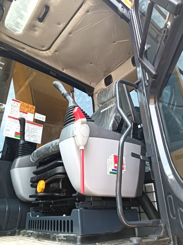 Komatsu PC 400 - Pelle sur chenille: photos 2 Komatsu PC 400 - Pelle sur chenille: photos 2