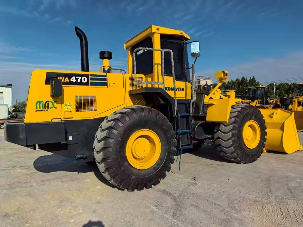 Komatsu WA 470 - Chargeuse sur pneus: photos 4 Komatsu WA 470 - Chargeuse sur pneus: photos 4