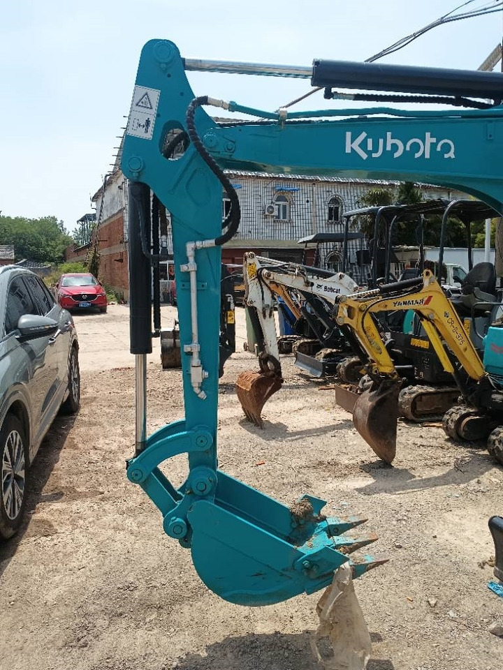 Kubota U 30 - Mini pelle: photos 3 Kubota U 30 - Mini pelle: photos 3