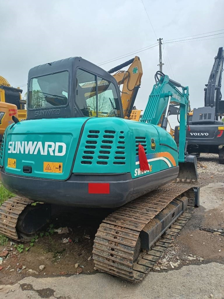 Sunward SWE 80 - Pelle sur chenille: photos 2 Sunward SWE 80 - Pelle sur chenille: photos 2