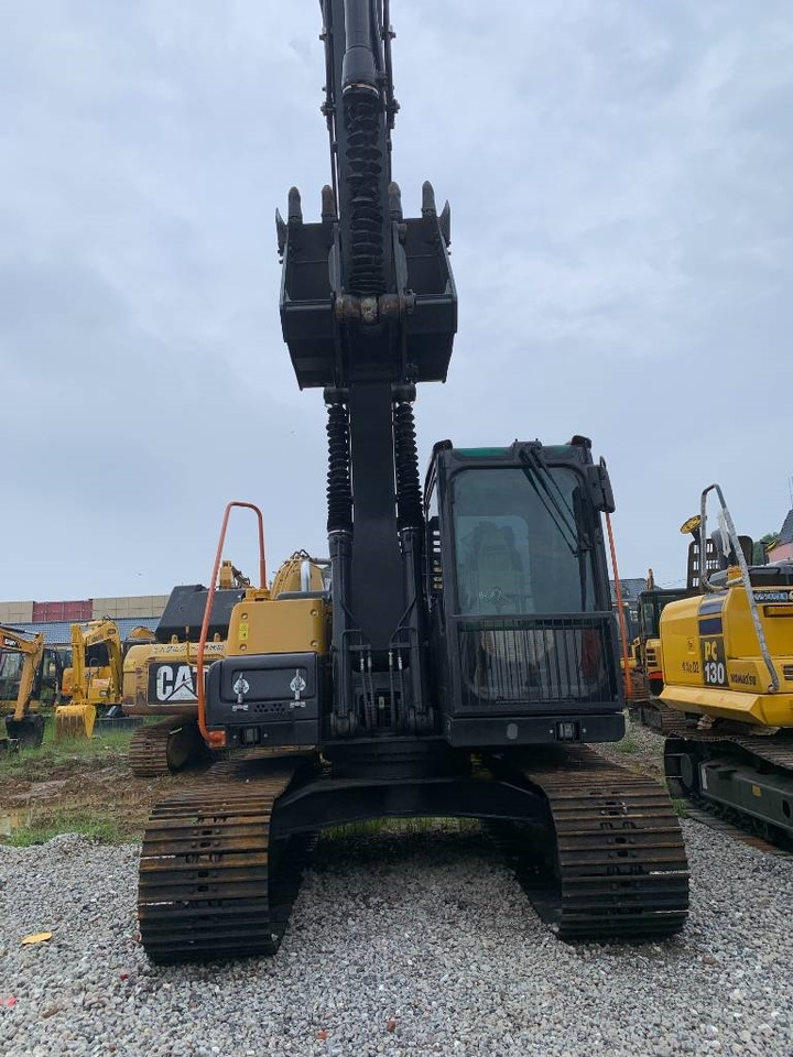 Volvo EC 140 - Pelle sur chenille: photos 3 Volvo EC 140 - Pelle sur chenille: photos 3