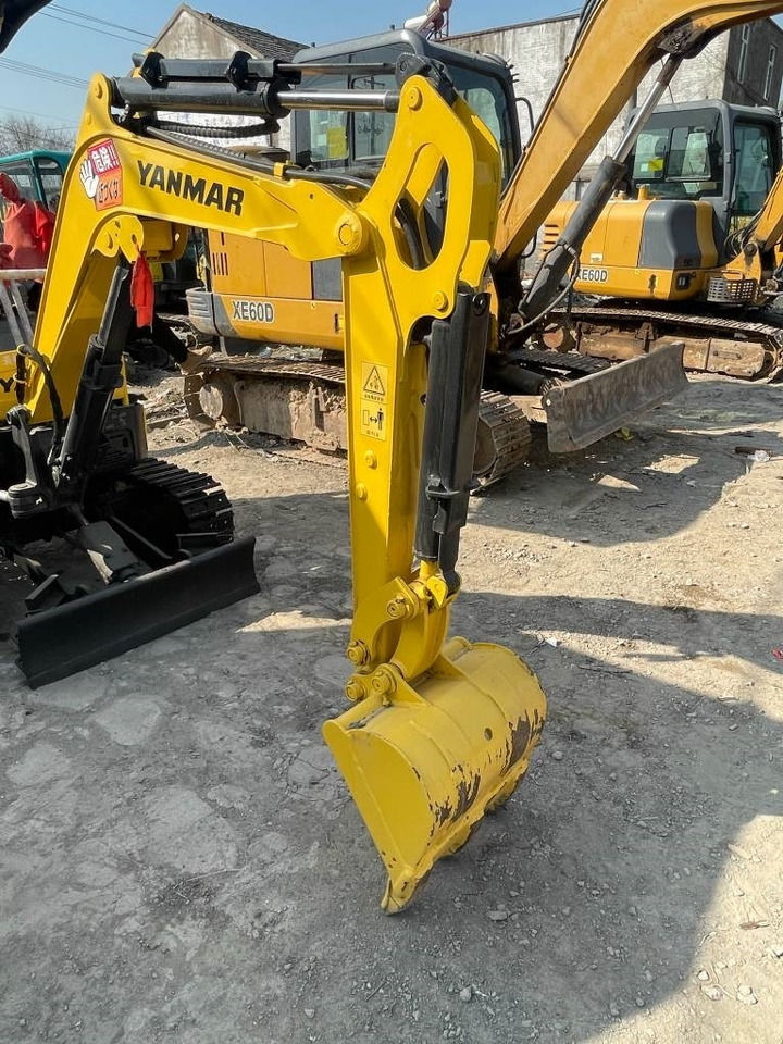 Yanmar 17 - Pelle sur chenille: photos 3 Yanmar 17 - Pelle sur chenille: photos 3