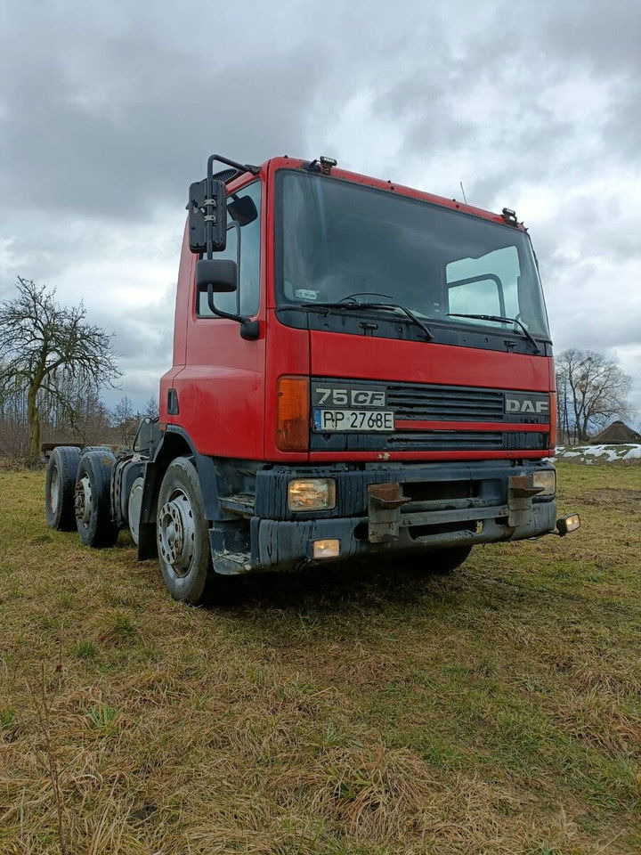 DAF CF 75.250 - Châssis cabine: photos 2 DAF CF 75.250 - Châssis cabine: photos 2