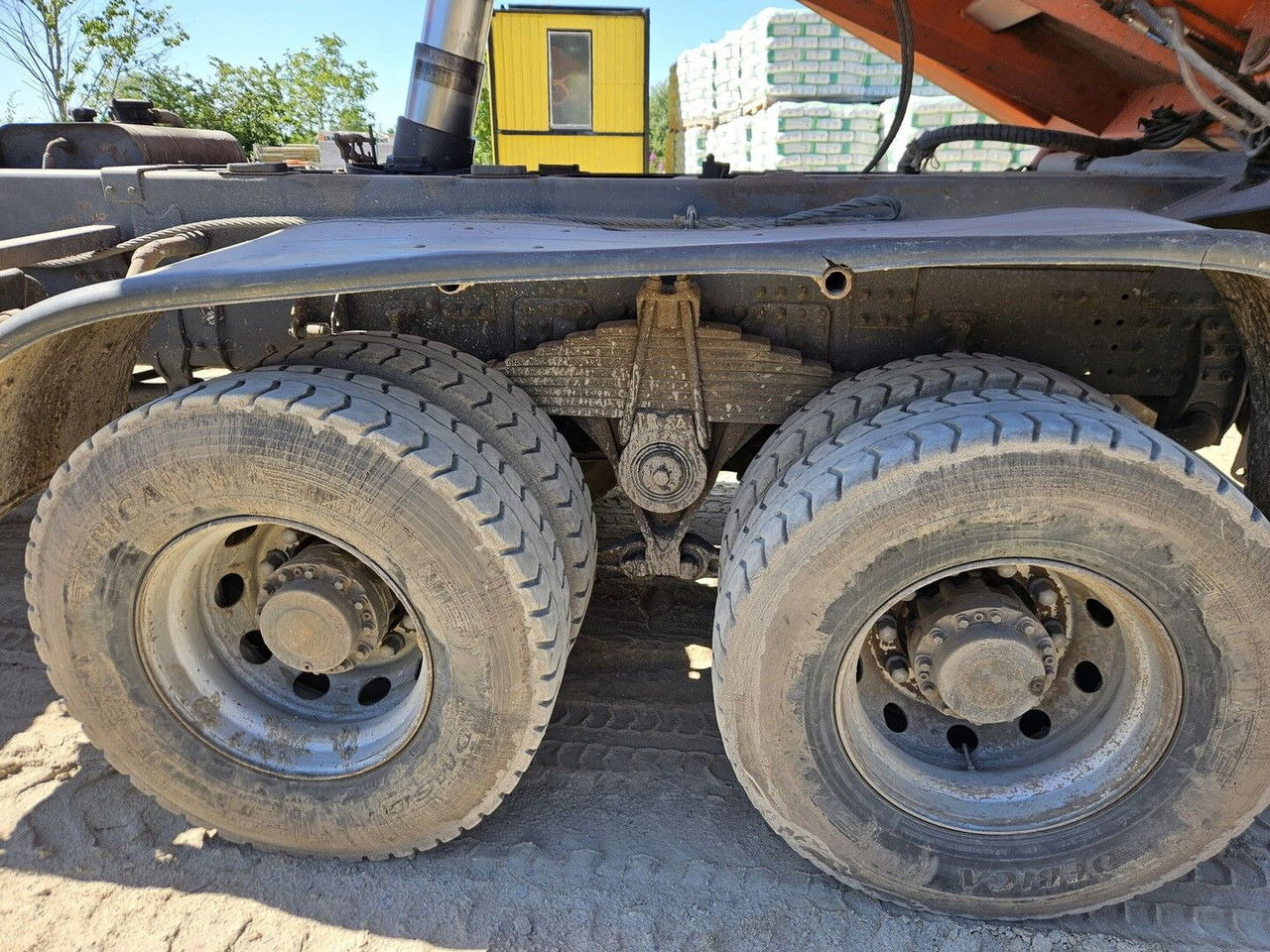 Renault Kerax 450 DXi - 6X6 - Full Spring - Mnual Gearbox - Camion benne: photos 5 Renault Kerax 450 DXi - 6X6 - Full Spring - Mnual Gearbox - Camion benne: photos 5