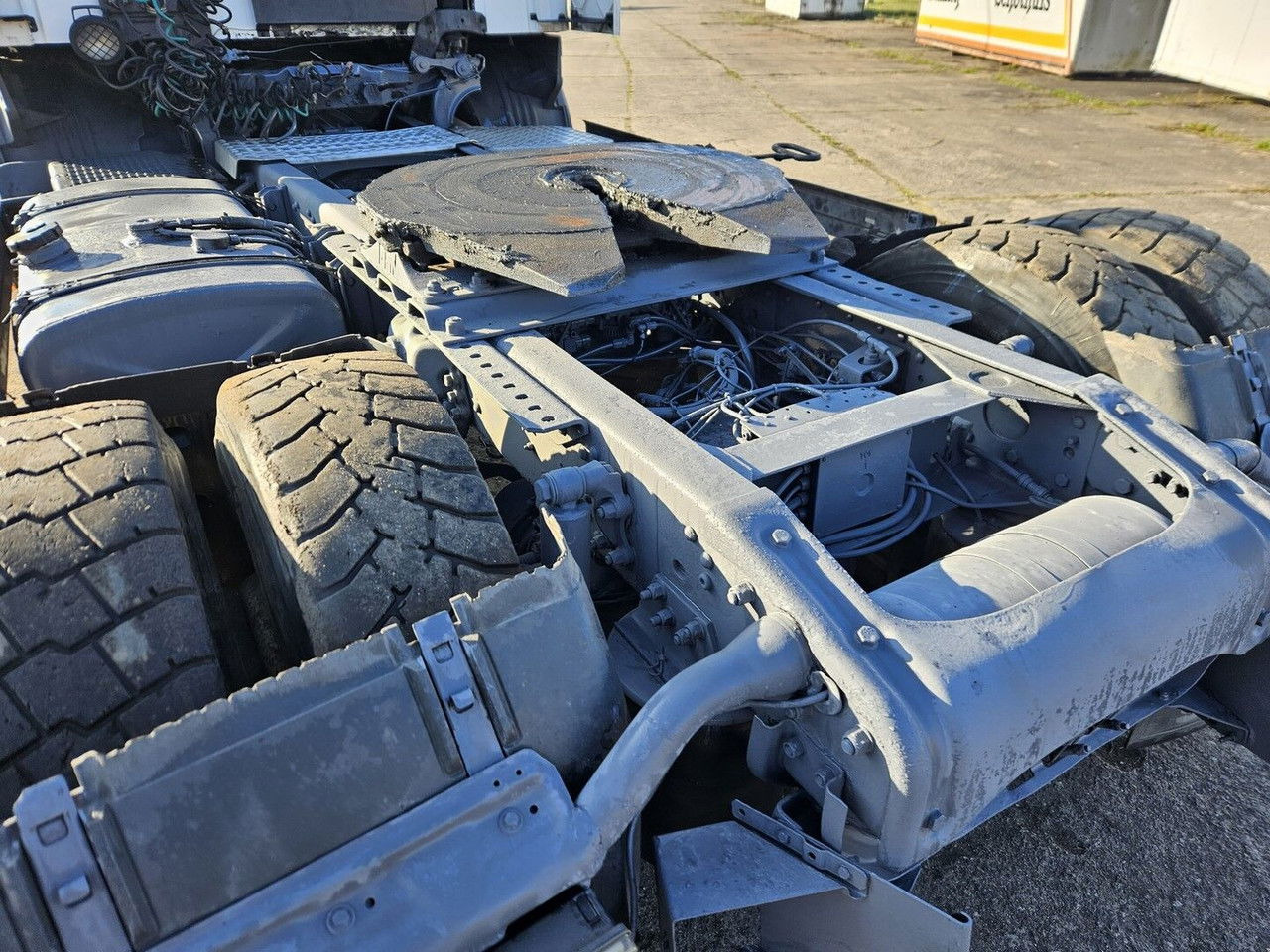 Scania 114 380- manual gearbox 3+3 - Tracteur routier: photos 4 Scania 114 380- manual gearbox 3+3 - Tracteur routier: photos 4