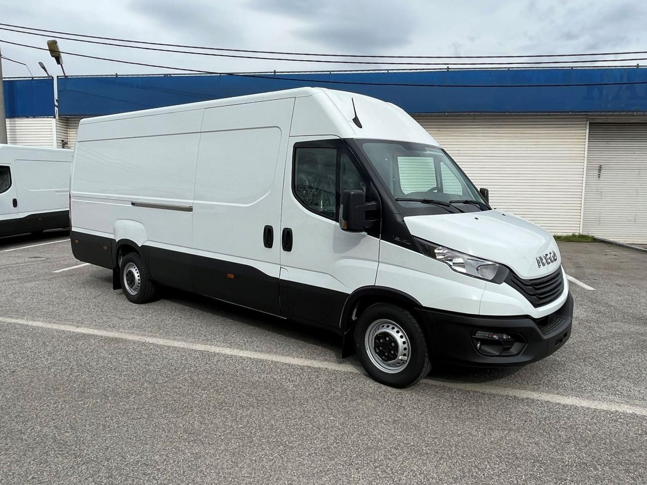 Iveco DAILY VAN, 2,3D 156k, 35S16 V - Fourgon utilitaire: photos 3 Iveco DAILY VAN, 2,3D 156k, 35S16 V - Fourgon utilitaire: photos 3
