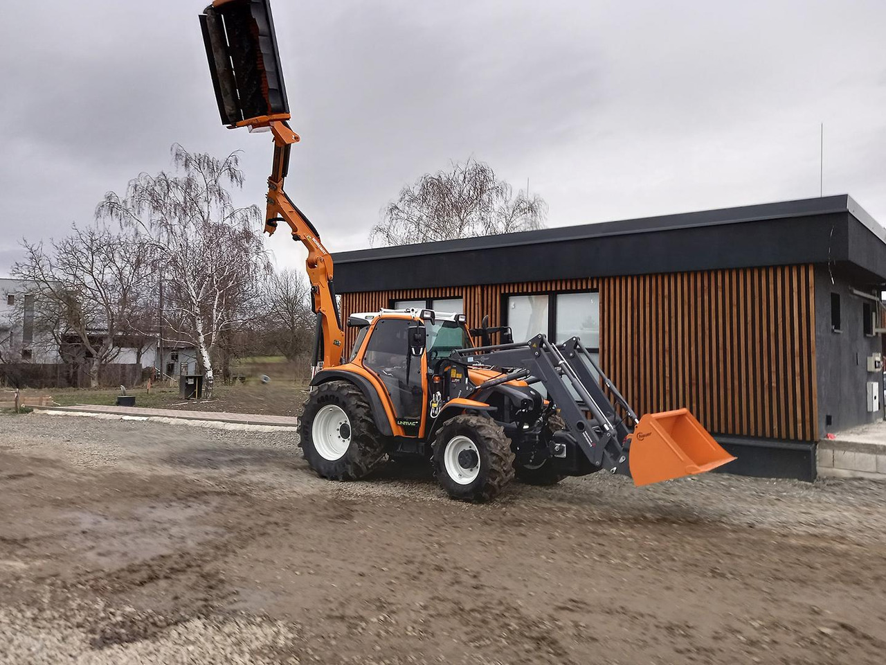 Tracteur agricole Lintrac Linder, Perkins, 90: photos 10