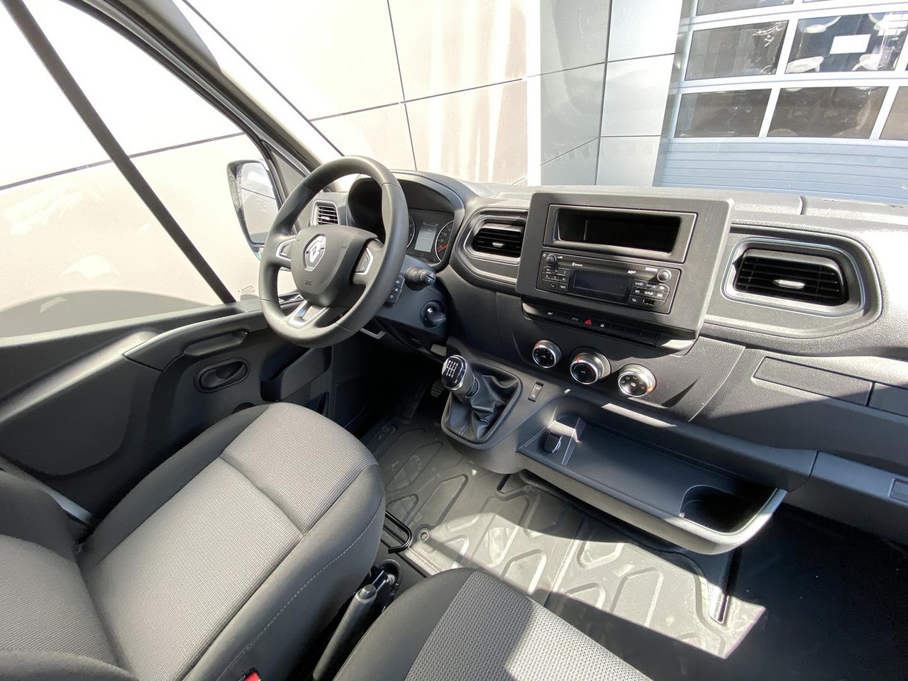 Fourgon utilitaire Renault MASTER FURGON, 2,3 135k, Cool L3H2P3: photos 10
