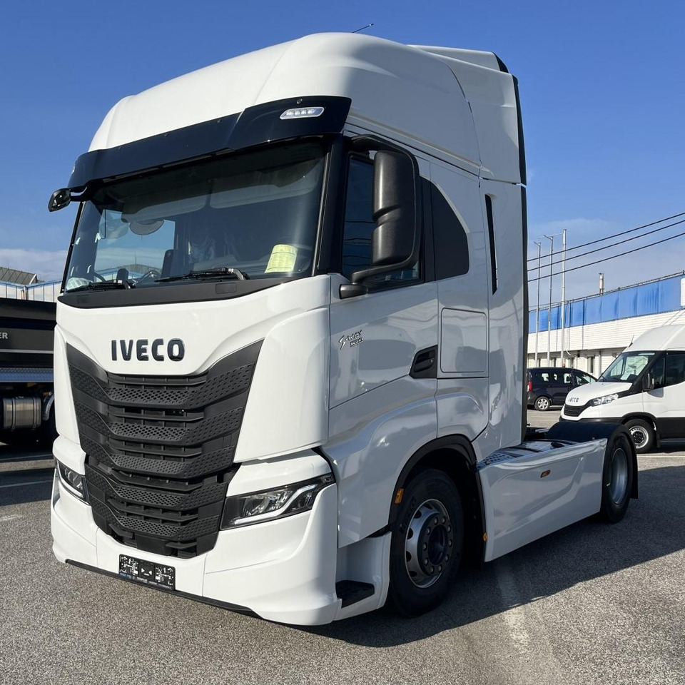 Iveco S-WAY, 530, AS440S53TP - Tracteur routier: photos 2 Iveco S-WAY, 530, AS440S53TP - Tracteur routier: photos 2