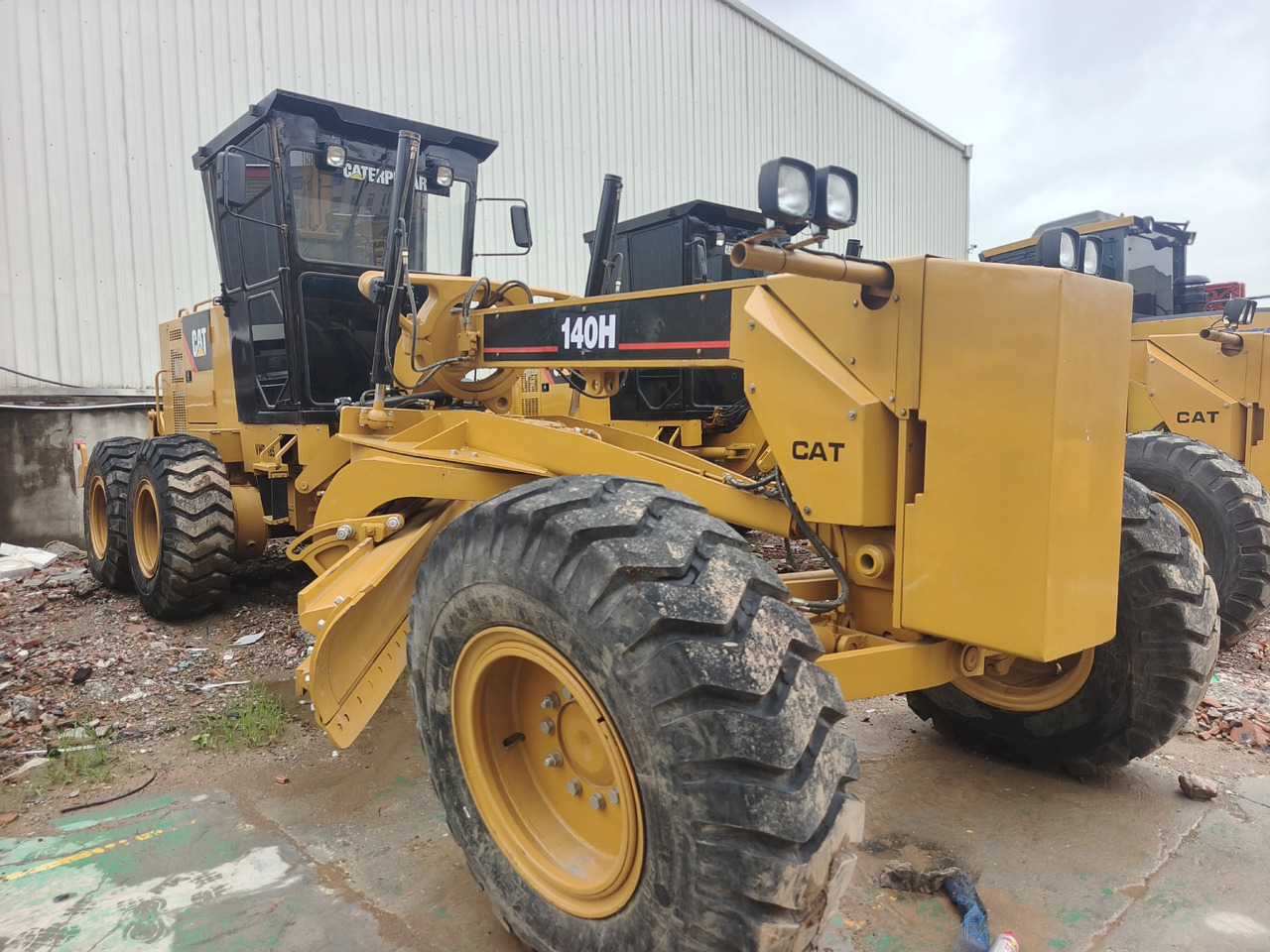 CATERPILLAR 140H Motor Grader - Niveleuse: photos 3 CATERPILLAR 140H Motor Grader - Niveleuse: photos 3
