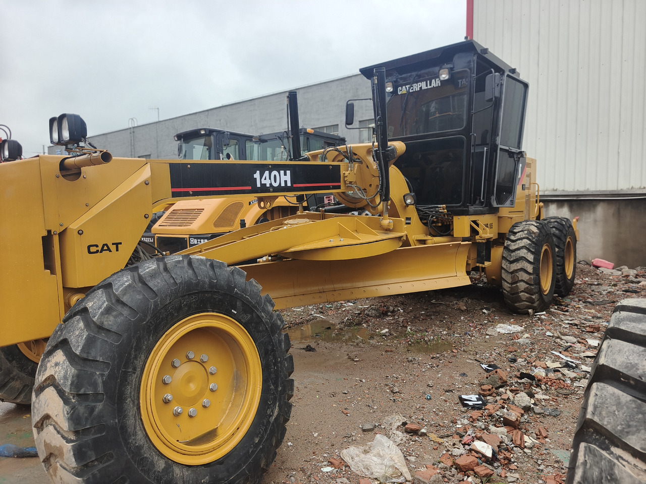 CATERPILLAR 140H Motor Grader - Niveleuse: photos 4 CATERPILLAR 140H Motor Grader - Niveleuse: photos 4