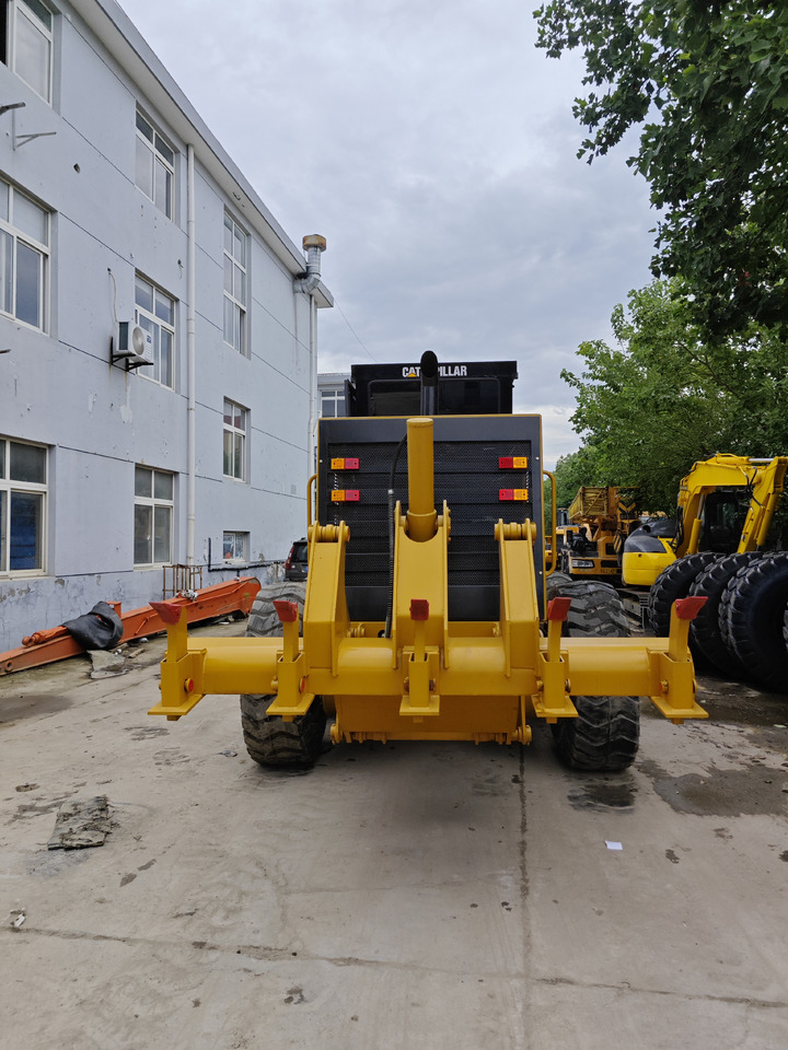 CATERPILLAR 160h used cat motor grader - Niveleuse: photos 2 CATERPILLAR 160h used cat motor grader - Niveleuse: photos 2