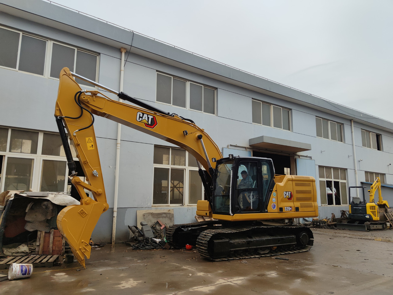 CATERPILLAR 320GC 320 used excavator - Pelle sur chenille: photos 4 CATERPILLAR 320GC 320 used excavator - Pelle sur chenille: photos 4