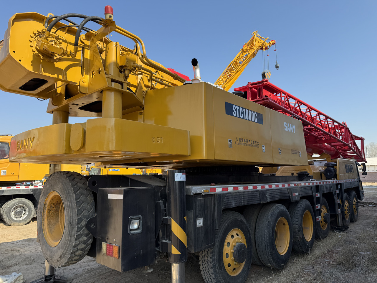 SANY STC1000 100T Truck Crane - Grue mobile: photos 4 SANY STC1000 100T Truck Crane - Grue mobile: photos 4