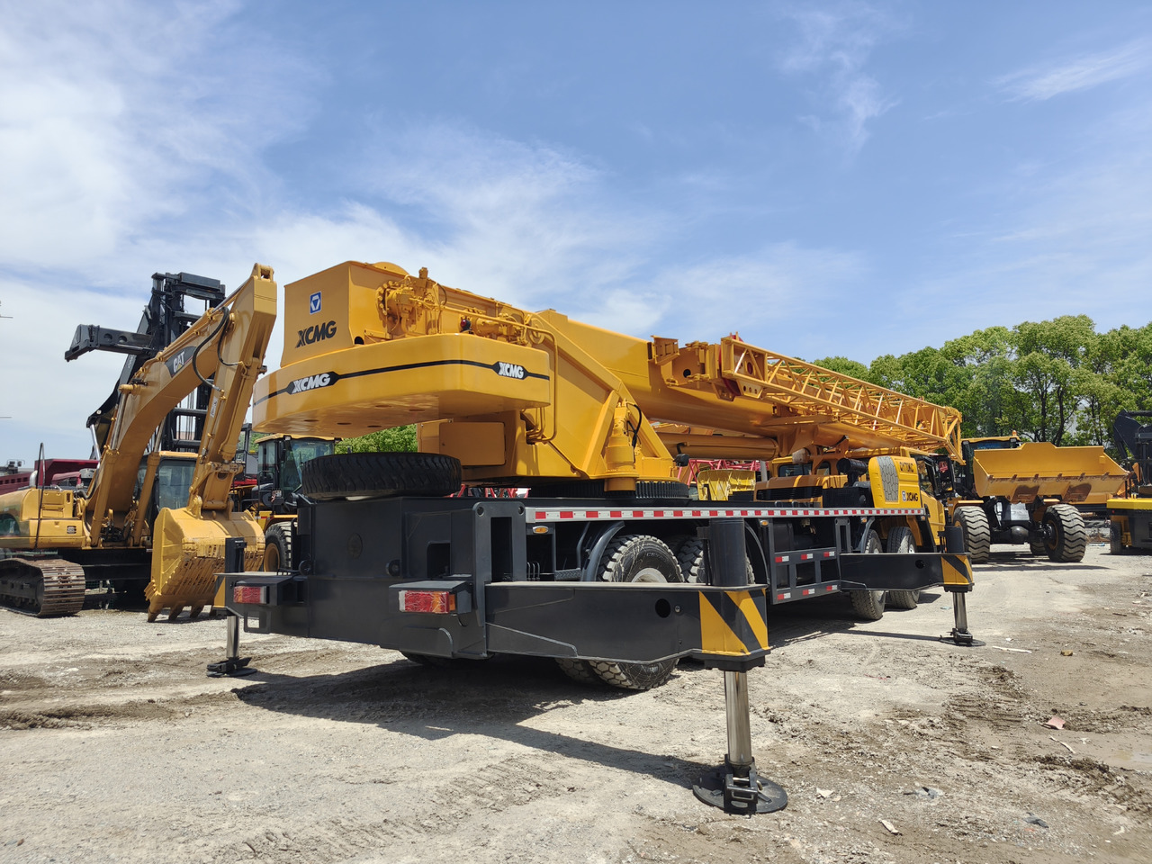 XCMG QY70K - Grue tout-terrain: photos 2 XCMG QY70K - Grue tout-terrain: photos 2