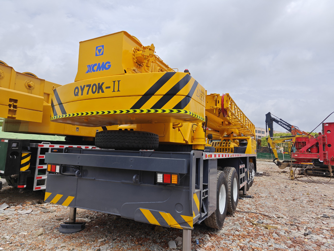 XCMG QY70K QY70K-II Used Crane 70t 70ton - Grue mobile: photos 4 XCMG QY70K QY70K-II Used Crane 70t 70ton - Grue mobile: photos 4