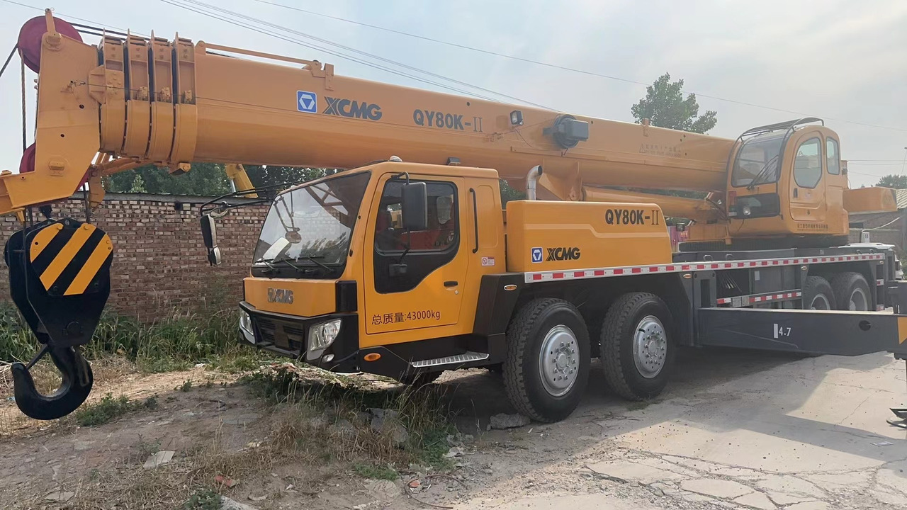 XCMG QY80K used 80ton truck crane - Grue tout-terrain: photos 5 XCMG QY80K used 80ton truck crane - Grue tout-terrain: photos 5