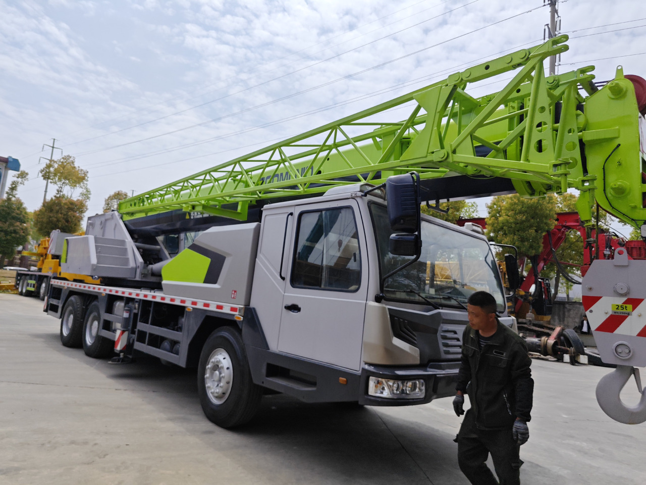 ZOOMLION ZTC251V - Grue mobile: photos 2 ZOOMLION ZTC251V - Grue mobile: photos 2