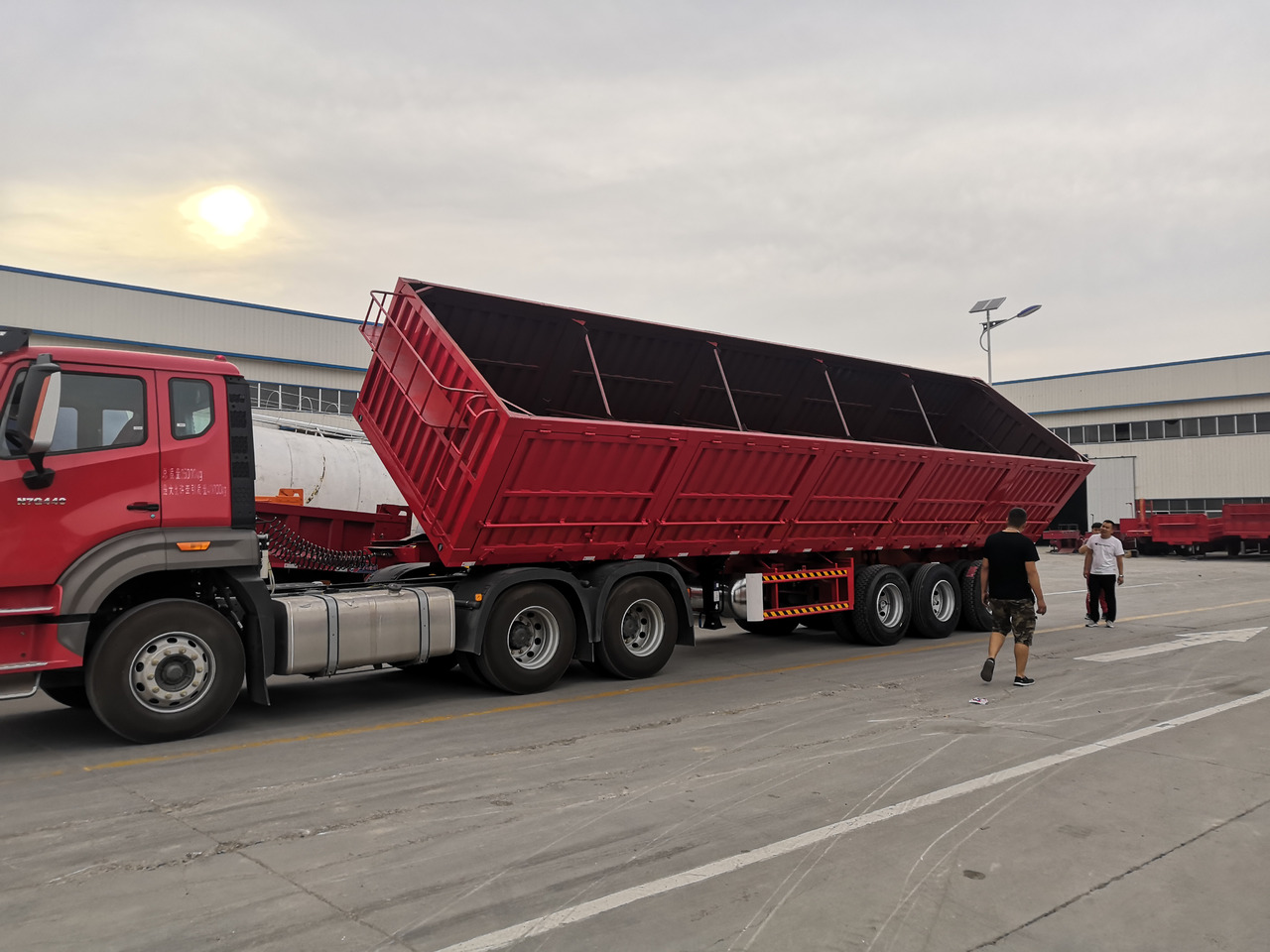 JSIE JSIE9400ZXC - Semi-remorque benne: photos 1 JSIE JSIE9400ZXC - Semi-remorque benne: photos 1