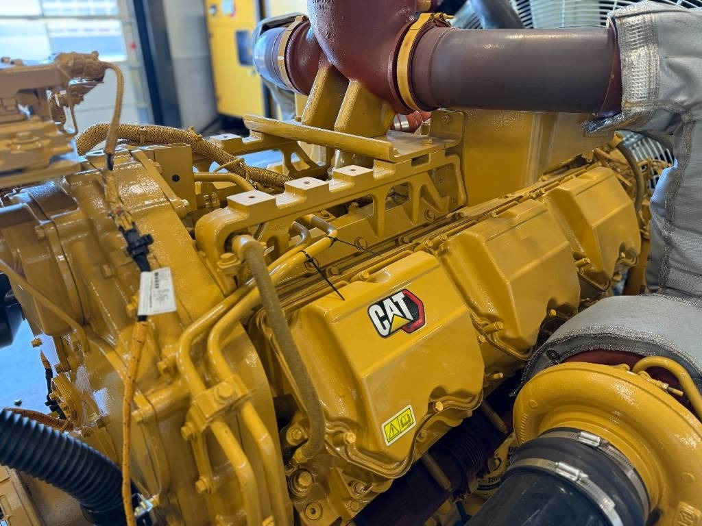Groupe électrogène neuf CAT C32 - 1.250 kVA Open Generator - DPX-18108: photos 10