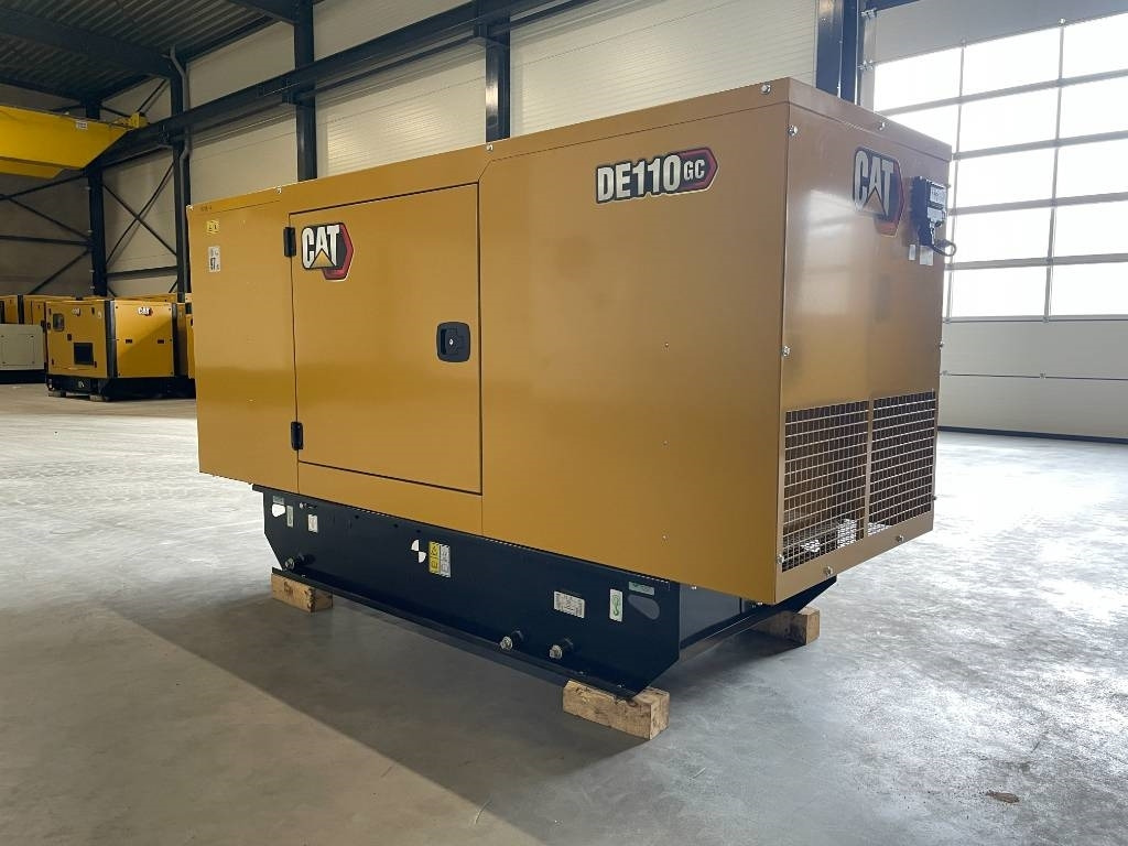 CAT DE110GC - 110 kVA Stand-by Generator - DPX-18208 - Groupe électrogène: photos 3 CAT DE110GC - 110 kVA Stand-by Generator - DPX-18208 - Groupe électrogène: photos 3