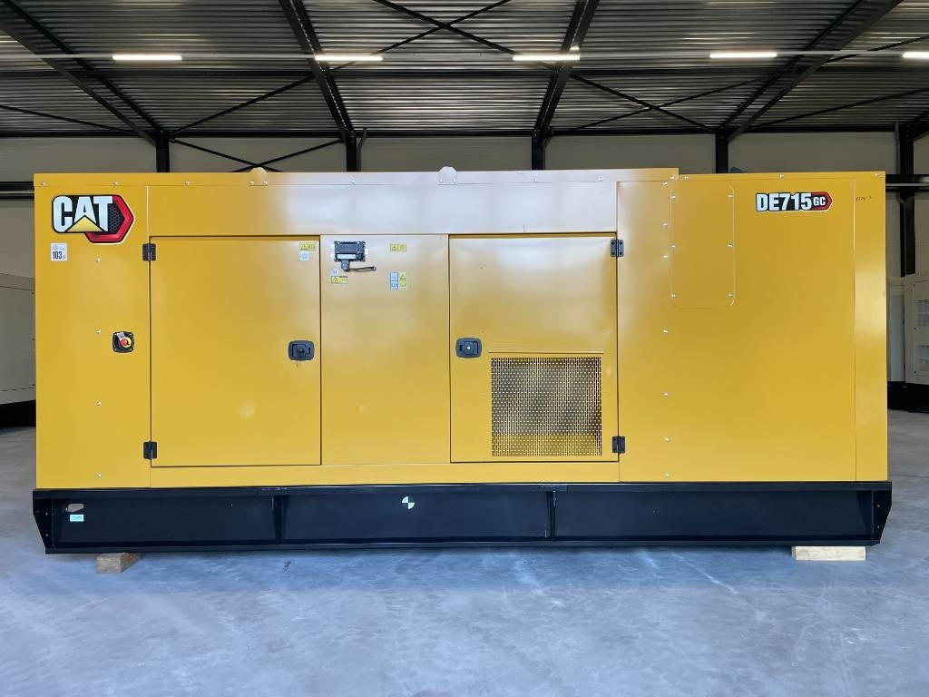 CAT DE715GC - 715 kVA Stand-by Generator - DPX-18224 - Groupe électrogène: photos 1 CAT DE715GC - 715 kVA Stand-by Generator - DPX-18224 - Groupe électrogène: photos 1