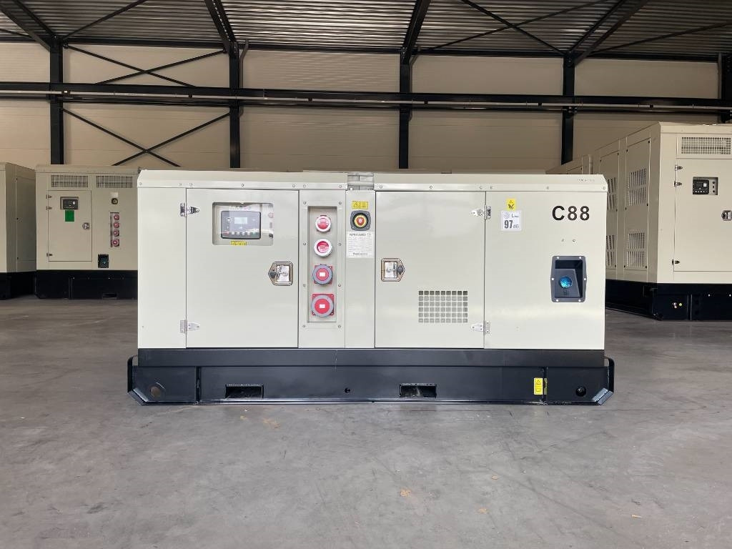 Cummins 4BTA3.9-G11 - 88 kVA Generator - DPX-19834 - Groupe électrogène: photos 1 Cummins 4BTA3.9-G11 - 88 kVA Generator - DPX-19834 - Groupe électrogène: photos 1