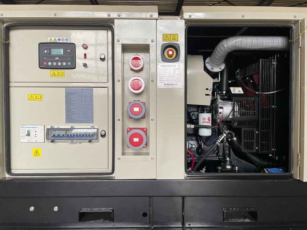 Groupe électrogène neuf Cummins 6BTA5.9-G2 - 138 kVA Generator - DPX-19836: photos 15 Groupe électrogène neuf Cummins 6BTA5.9-G2 - 138 kVA Generator - DPX-19836: photos 15