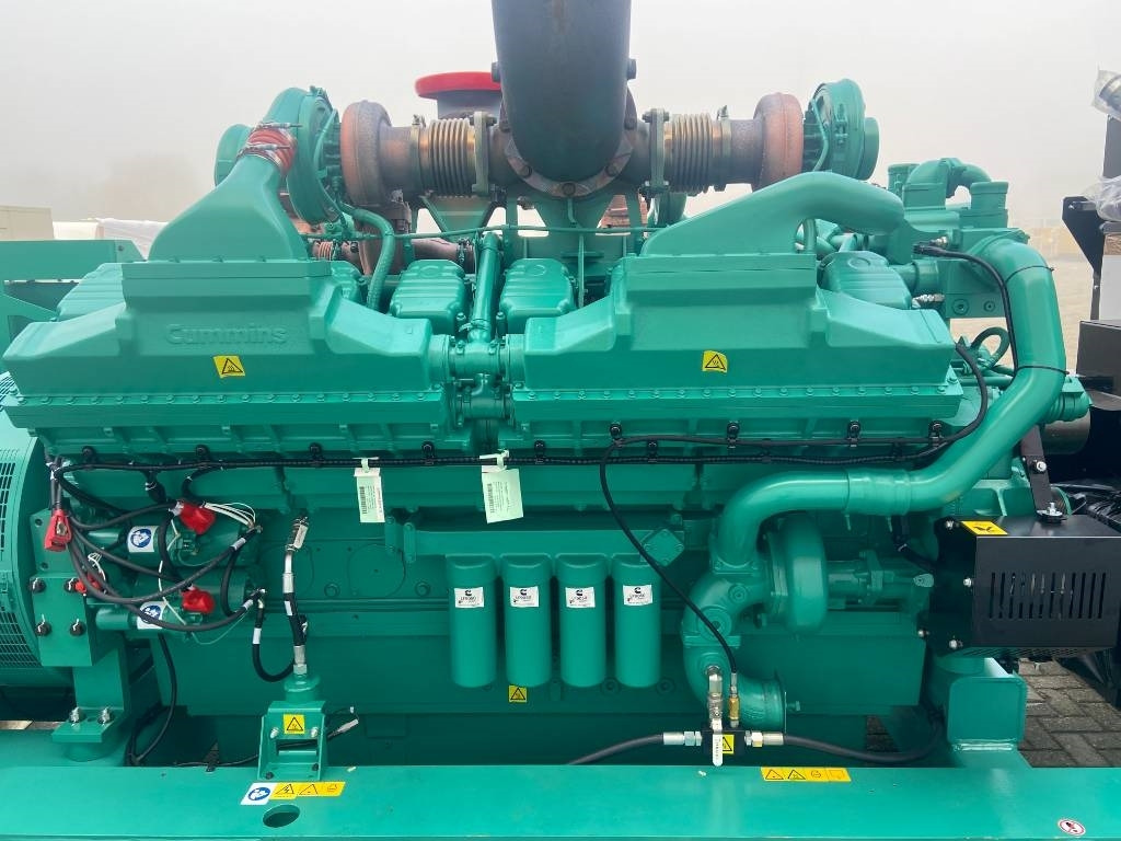 Cummins C2250D5 - 2.250 kVA Genset - QSK60 - DPX-18536-A - Groupe électrogène: photos 3 Cummins C2250D5 - 2.250 kVA Genset - QSK60 - DPX-18536-A - Groupe électrogène: photos 3
