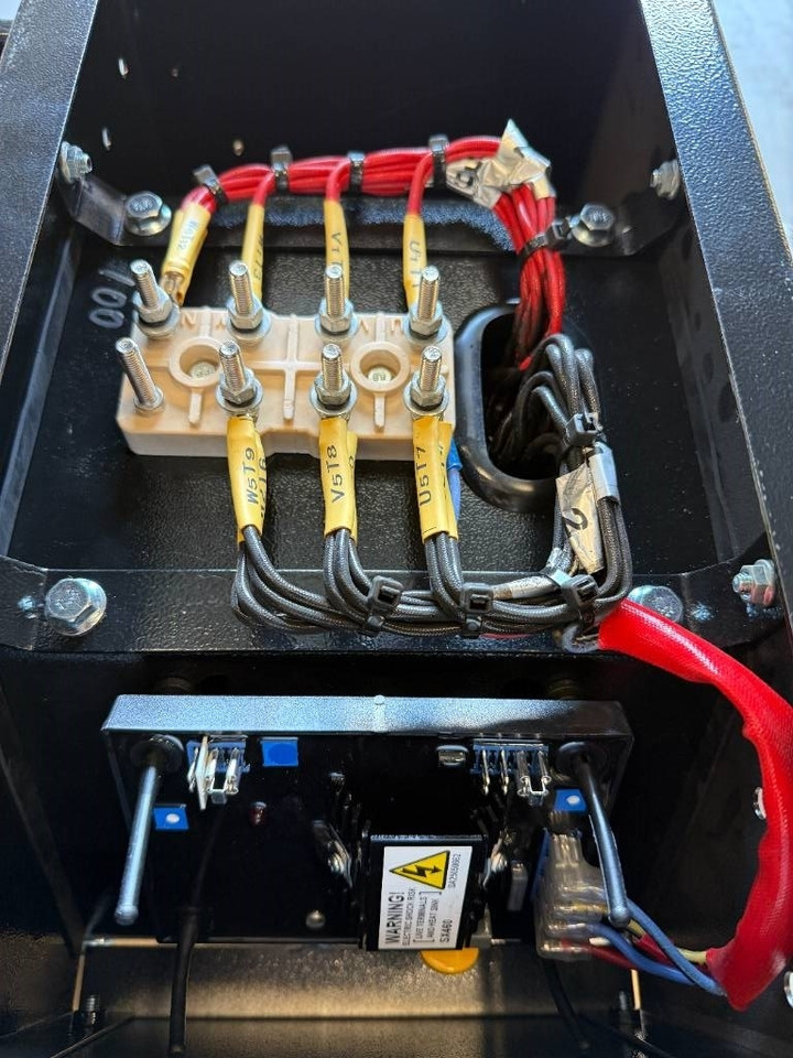 DPX CJ164C - 13,5 kVA Alternator - DPX-33900 - Groupe électrogène: photos 4 DPX CJ164C - 13,5 kVA Alternator - DPX-33900 - Groupe électrogène: photos 4