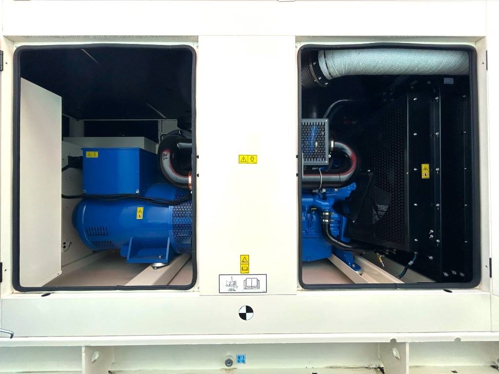 FG Wilson P660-3 - 660 kVA Genset - DPX-16022 - Groupe électrogène: photos 5 FG Wilson P660-3 - 660 kVA Genset - DPX-16022 - Groupe électrogène: photos 5