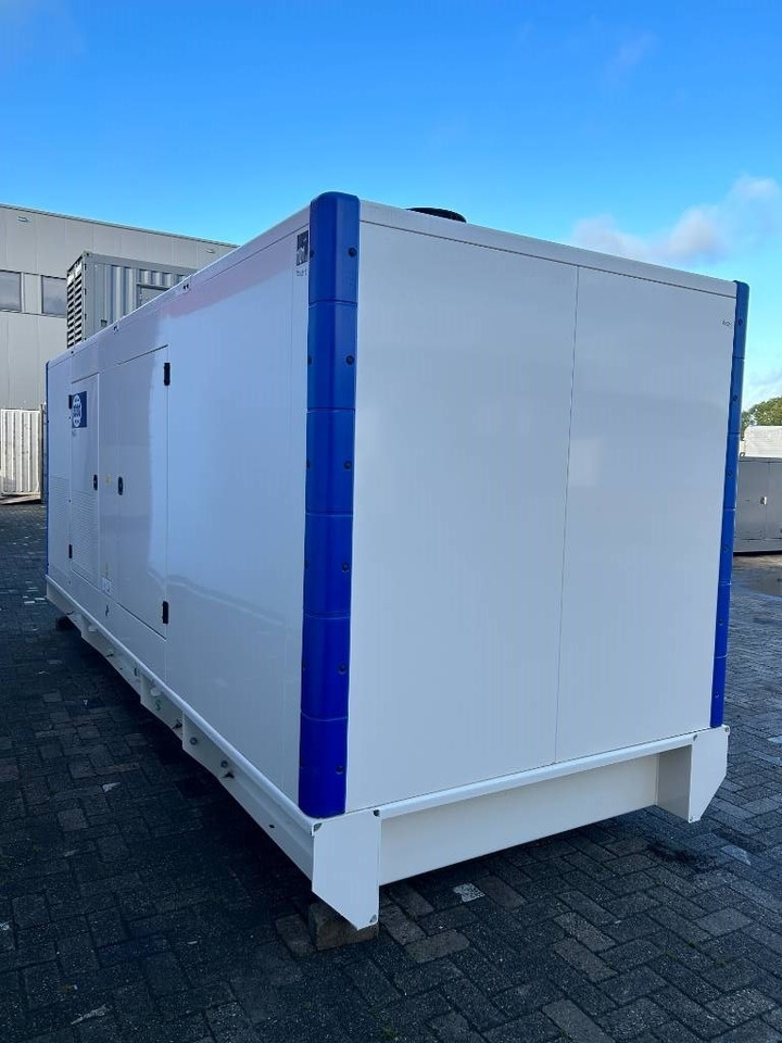 FG Wilson P660-3 - 660 kVA Genset - DPX-16022 - Groupe électrogène: photos 3 FG Wilson P660-3 - 660 kVA Genset - DPX-16022 - Groupe électrogène: photos 3